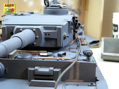 16 K01 -Pz.kpfw. VI, Tiger I, Ausf.E-model Tamiya made by Kevin Henderson - 13