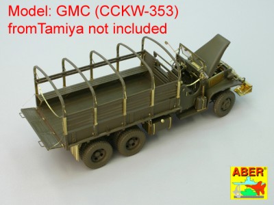 GMC 2½ ton U.S. cargo truck - open cabin - 9