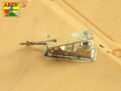 Uchwyty do lin pociągowch i do napinania gąsienic dla czołgów typu Tygrys I i Tygrys Królewski - 17