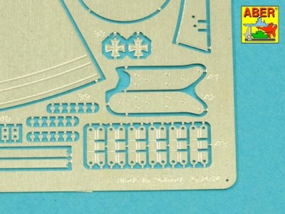 Tiger I, E Tunisia 501 abt.- Turret storage bin - 8