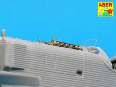 A32 040 -German 7,9mm lMG 08/15 Spandau WWI aircraft machine guns 1:32 - 4