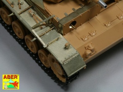 Niemiecki czołg średni Pz. Kpfw. III Ausf. N (Sd. Kfz.141) - 24