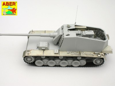 35 180 - Sturer Emil - (Trumpeter model) - 5