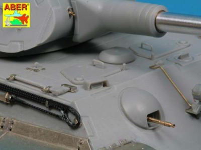 Pz.Kpfw. VI, Ausf.B (Sd.Kfz. 182) King Tiger (Porsche Turret ) - 20