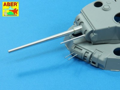 Armament for US M6 Heavy Tank 1 x 76,2mm M7, 1 x 37mm M6; 2 x 12,7mm Browning M2 HB - 9