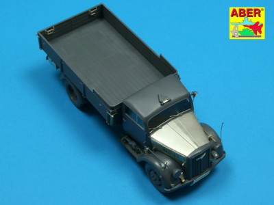 35 227 - German Cargo Truck - Opel Blitz 1:35 Tamiya - 4