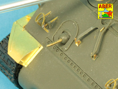 35 032 + A34 - Sherman M4A3E8 - (Asuka/Tasca model) - 14