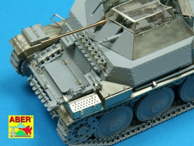 Aufklarungpanzer 38(t) Sd.Kfz.140/1 - 12