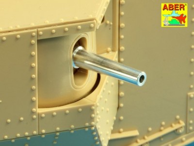 Lufy do brytyskiego czołgu z I WŚ Mk.V - 6 funtów x 2 i KM Hotchkiss x 4 - 10