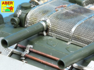 35 258 - Radziecki lekki czołg BT-7 -wersja z 1937--(Tamiya model) - 24