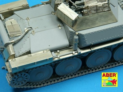 Aufklarungpanzer 38(t) Sd.Kfz.140/1 - 18
