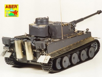 1:16 Pz.kpfw. VI, Tiger I, Ausf.E (Sd.Kfz.181) - Early version -Tamiya model - 12