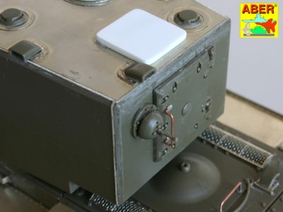 35 166 - Russian Heavy Tank KV-II - (Tamiya model) - 21