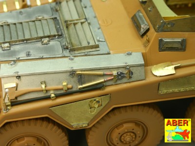 Side bin doors and additional parts for Sd.Kfz. 234 - 5