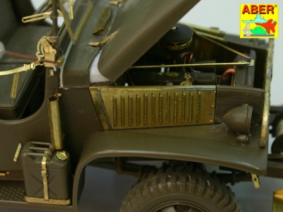 GMC 2½ ton U.S. cargo truck - open cabin - 29