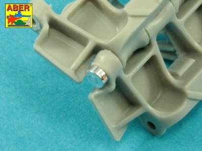 Zestaw sworzni do gąsienic zapasowych czołgu Panther x12 szt. - 4