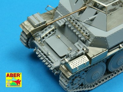 Aufklarungpanzer 38(t) Sd.Kfz.140/1 - 14