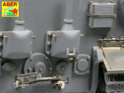 Pz.Kpfw. VI, Ausf.B (Sd.Kfz. 182) King Tiger (Henschel Turret) - 27