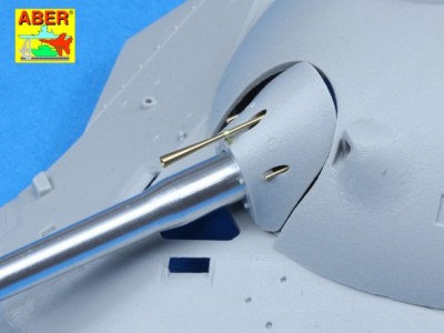 Uzbrojenie do czołgu JS-7 (z długim hamulcem) - 1x130mm, 2x14,5mm, 6x7,62mm - 7