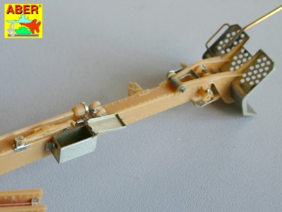 35 154 - German105mm Howitzer LeFH18 - (AFV Club model) - 17