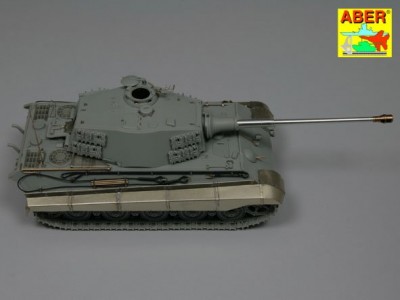Pz.Kpfw. VI, Ausf.B (Sd.Kfz. 182) King Tiger (Henschel Turret) - 18
