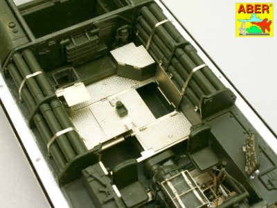 35 151 - Amerykański niszczyciel czołgów M-10 - (Academy model) - 13