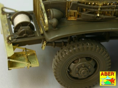 GMC 2½ ton U.S. cargo truck - open cabin - 35