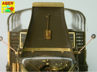 GMC 2½ ton U.S. cargo truck - open cabin - 27