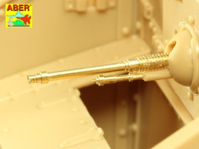 Lufy do brytyskiego czołgu z I WŚ Mk.V - 6 funtów x 2 i KM Hotchkiss x 4 - 8