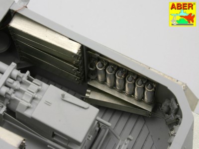 35 180 - Sturer Emil - (Trumpeter model) - 15