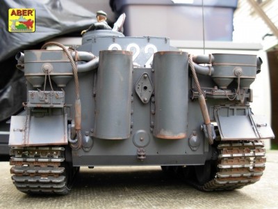 16 K01 -Pz.kpfw. VI, Tiger I, Ausf.E-model Tamiya made by Kevin Henderson - 32