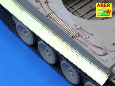 Błotniki i osłony rur wydechowych do Tygrysa I (wczesna wersja w Afryce) - 4