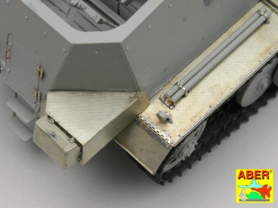 35 180 - Sturer Emil - (Trumpeter model) - 23