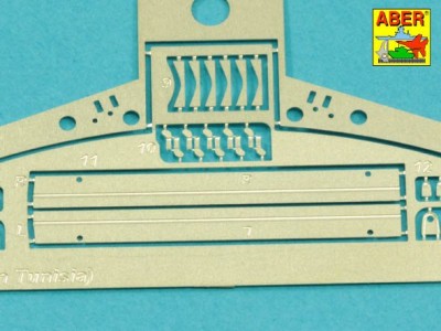 Tiger I, E Tunisia 501 abt.- Turret storage bin - 13