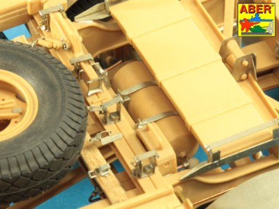 35 102 - German tank transporter Sd.Ah.116 - (Tamiya model) - 30