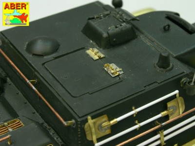 35 095 - Soviet tank destroyer SU122 - (Tamiya model) - 10