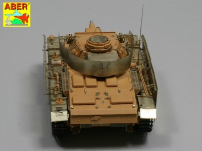 Niemiecki czołg średni Pz. Kpfw. III Ausf. N (Sd. Kfz.141) - 9