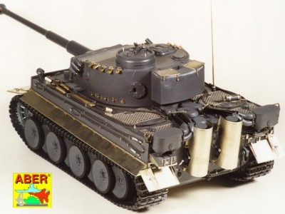 1:16 Pz.kpfw. VI, Tiger I, Ausf.E (Sd.Kfz.181) - Early version -Tamiya model - 4