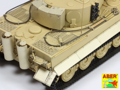 Tylny wieżowy zasobnik do niemieckiego czołgu typu Tiger I, standardowy - 10