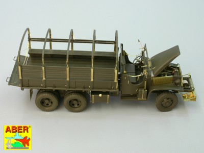 GMC 2½ ton U.S. cargo truck - open cabin - 8