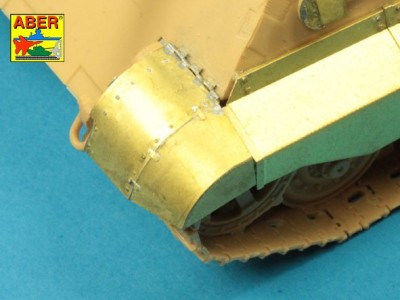 Niemiecki czołg ciężki Pz.Kpfw.VI, Ausf.B TIGER II - błotniki i osłony boczne - 4