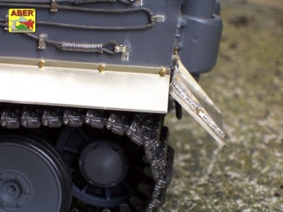 16 K01 -Pz.kpfw. VI, Tiger I, Ausf.E-model Tamiya made by Kevin Henderson - 25