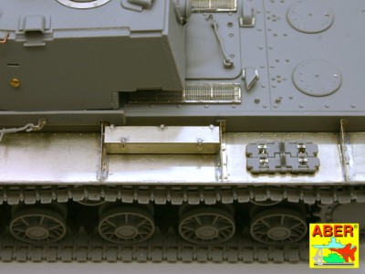 35 190 - Soviet Heavy Tank KV-1 (Trumpeter model) - 20