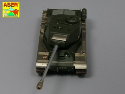 35 219 - Radziecki ciężki czołg IS-2 -(Tamiya model) - 5