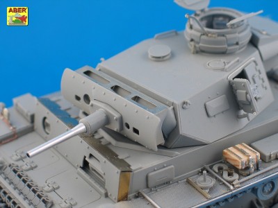 35 217 - Pz.Kpfw III (new model) - (Dragon model) - 10