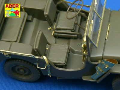 Amerykański samochód terenowy JEEP Willys MB - 23