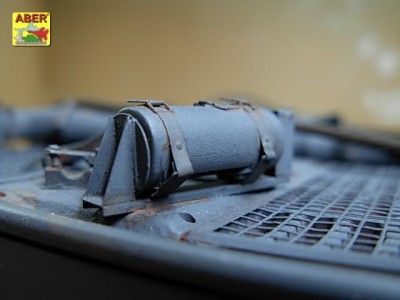 16 K01 -Pz.kpfw. VI, Tiger I, Ausf.E-model Tamiya made by Kevin Henderson - 6