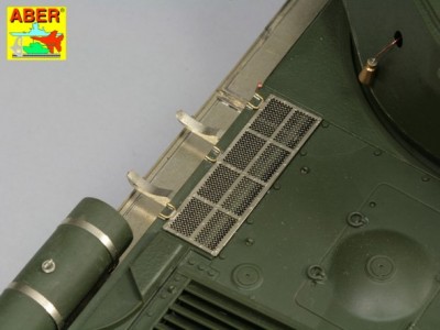 35 219 - Radziecki ciężki czołg IS-2 -(Tamiya model) - 16