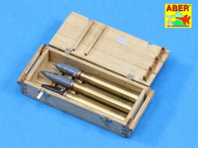 Two transport box with six different 7,5cm ammo for PzKpfw. IV, Ausf, H-J - 13