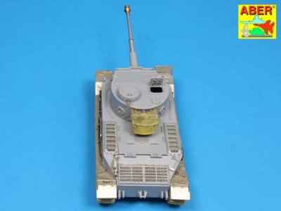 Turret stowage bin for Pz.Kpfw. IV - 4